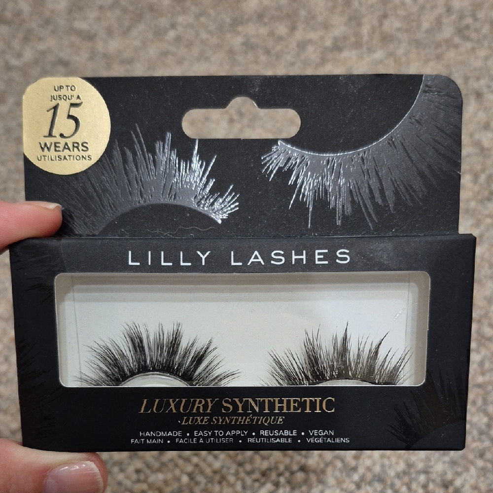 Lilly Lashes Luxury Synthetic Black Eyelashes NEW